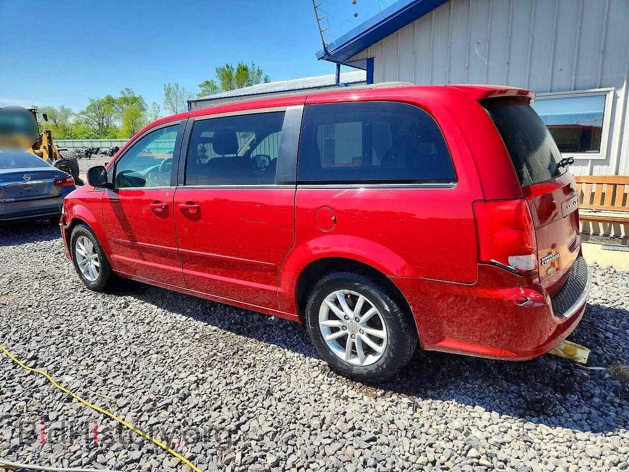 2014 DODGE CARAVAN - VIN: 2C4RDGCG9ER265140 - Фото 2