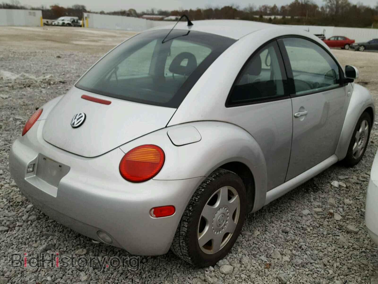 2000 VOLKSWAGEN BEETLE - VIN: 3VWCF21C4YM449204 - Фото 4