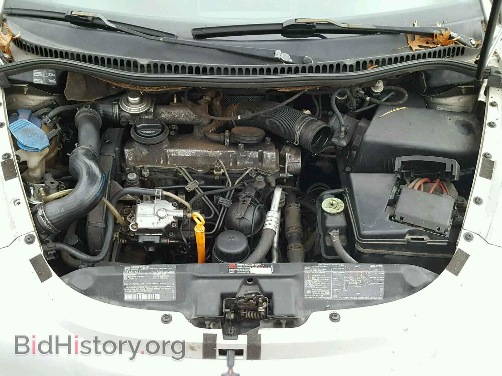 2000 VOLKSWAGEN BEETLE - VIN: 3VWCF21C4YM449204 - Фото 7
