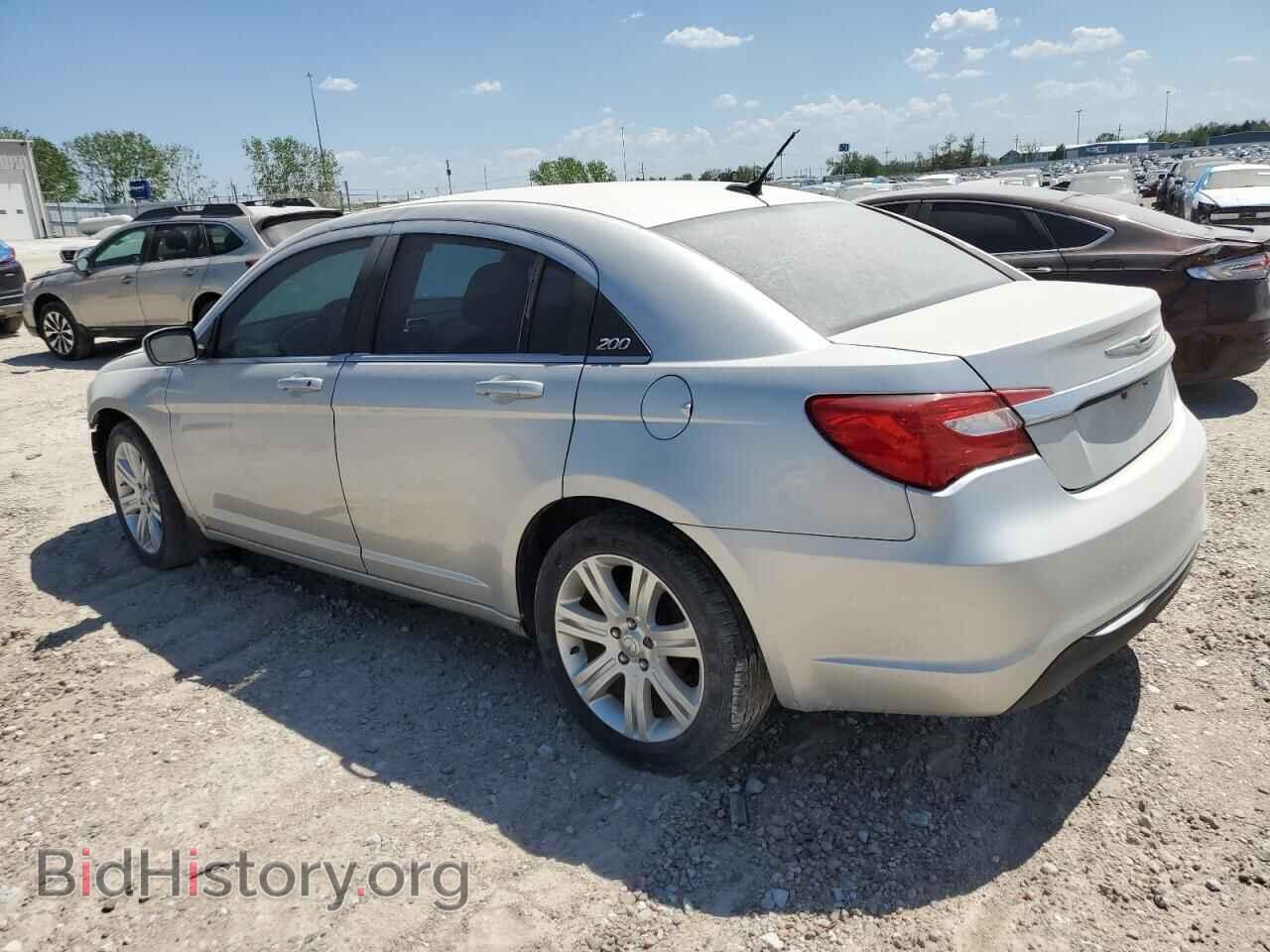 2012 CHRYSLER 200 - VIN: 1C3CCBBB2CN214577 - Photo 2