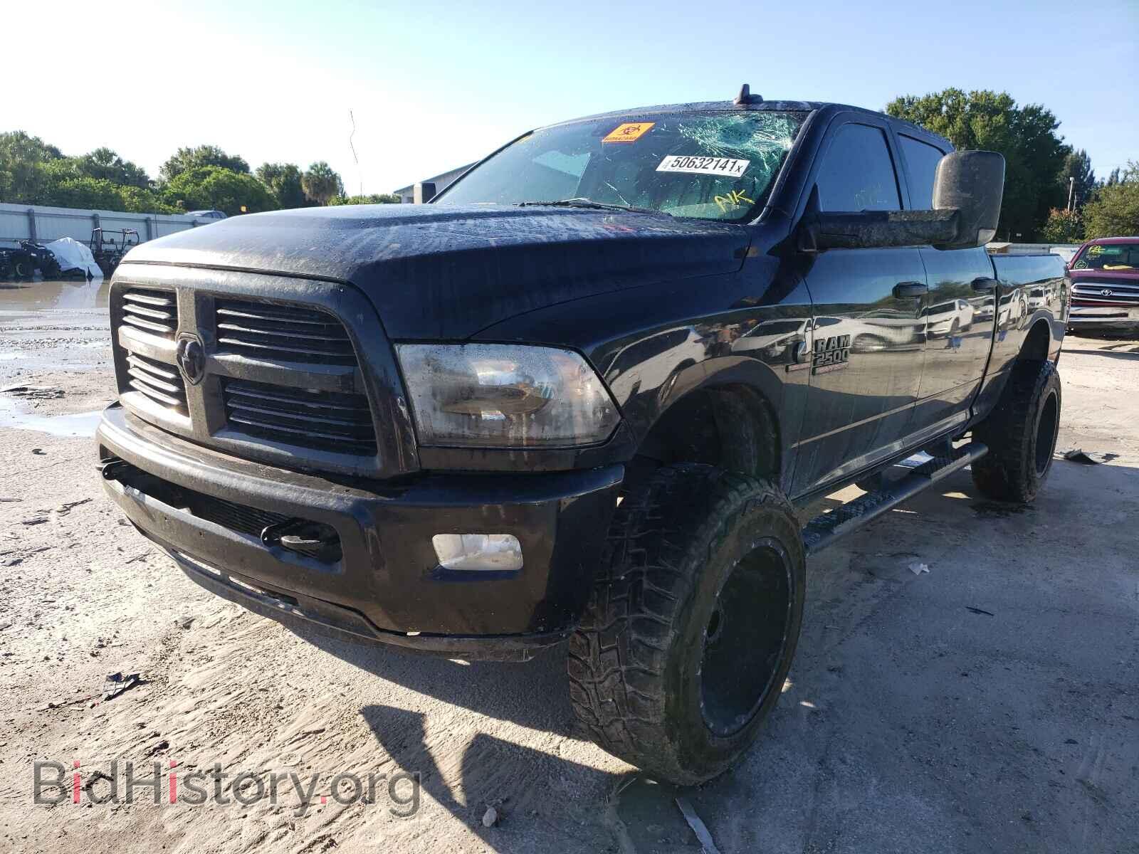 2015 RAM 2500 - VIN: 3C6UR5DL8FG651140 - Photo 2