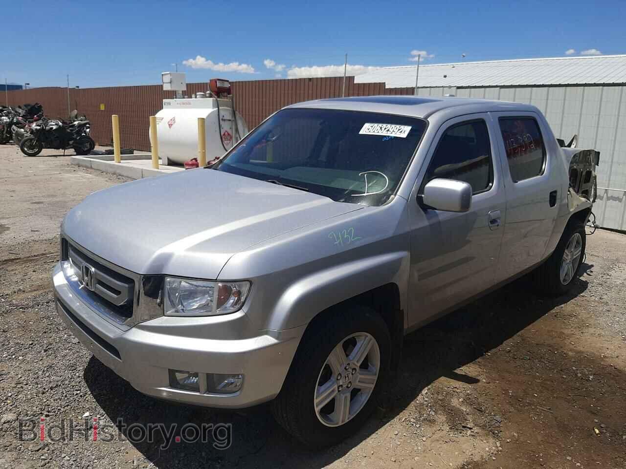 2011 HONDA RIDGELINE - VIN: 5FPYK1F52BB005590 - Фото 2