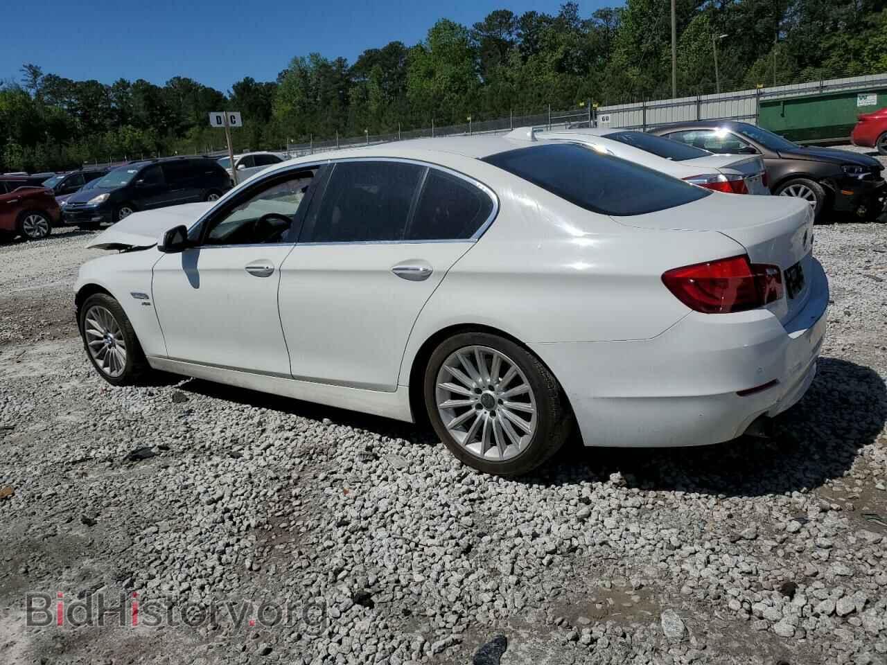 2011 BMW 5 SERIES - VIN: WBAFU7C51BC772035 - Фото 2