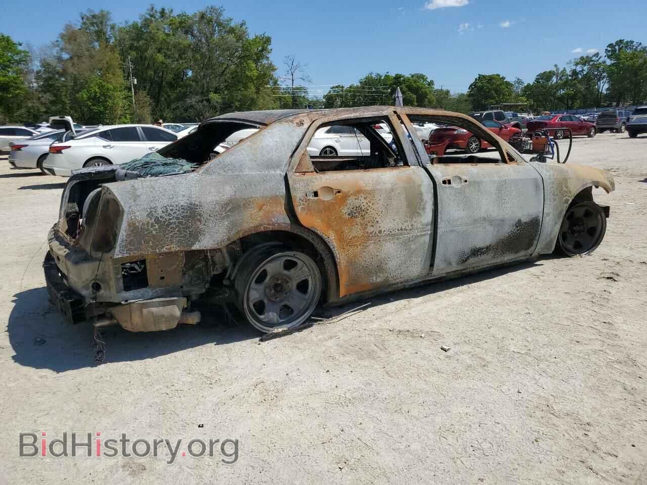 2006 CHRYSLER 300 - VIN: 2C3KA63H36H281164 - Фото 3