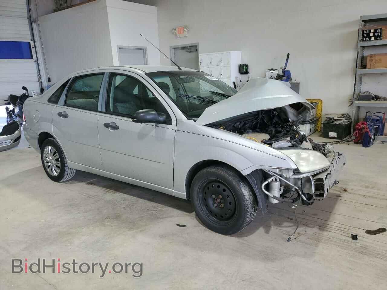 2007 FORD FOCUS - VIN: 1FAFP34N97W301103 - Фото 4