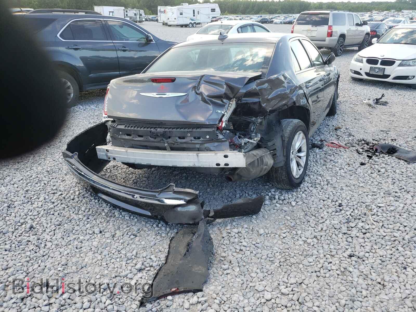 2015 CHRYSLER 300 - VIN: 2C3CCAAG2FH810454 - Фото 4