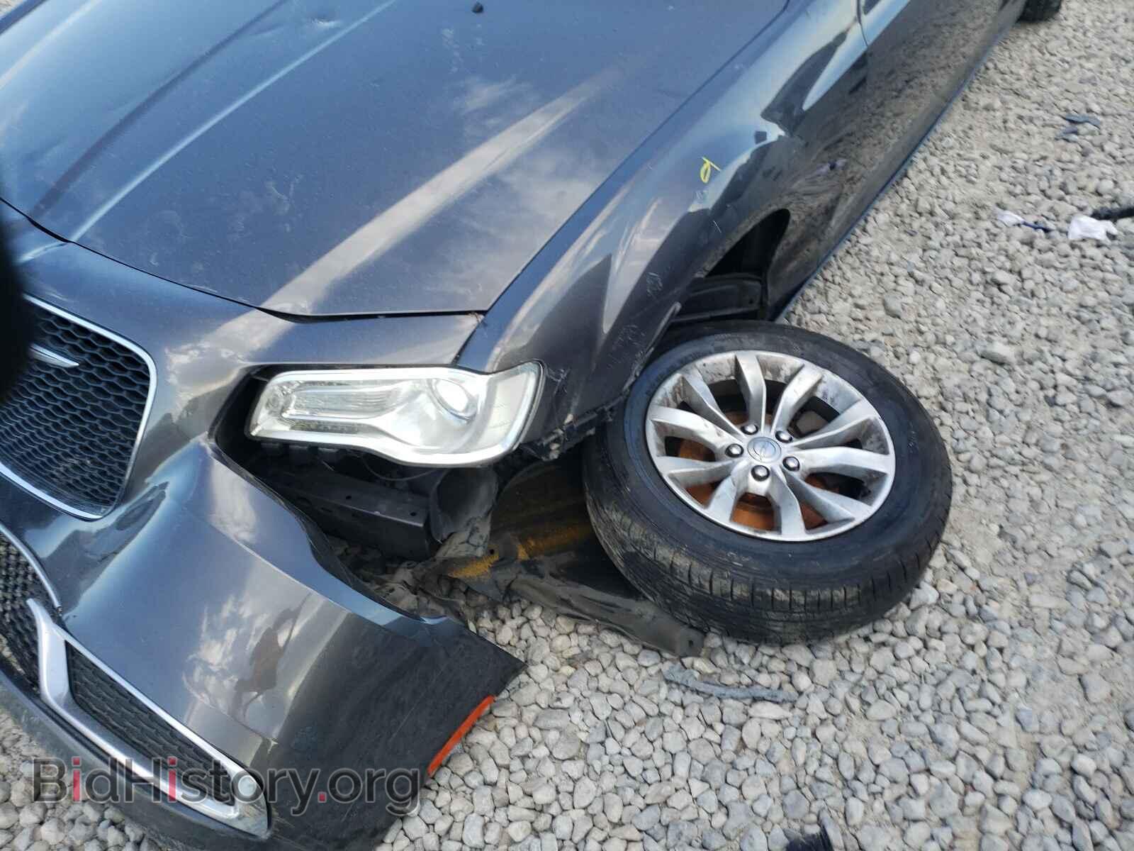 2015 CHRYSLER 300 - VIN: 2C3CCAAG2FH810454 - Фото 9