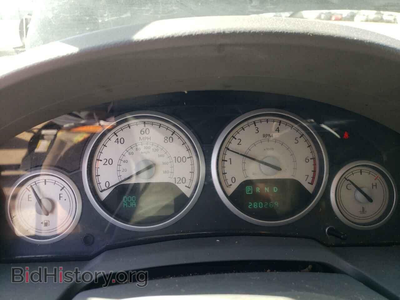 2008 CHRYSLER MINIVAN - VIN: 2A8HR54P48R757992 - Фото 9