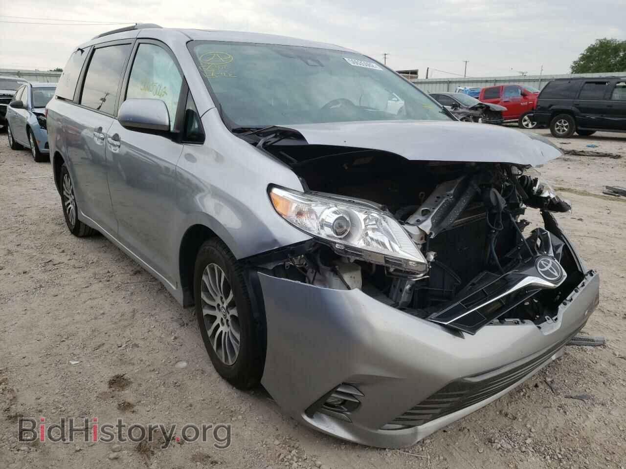 Фотография 5TDYZ3DC4JS930349 - TOYOTA SIENNA 2018