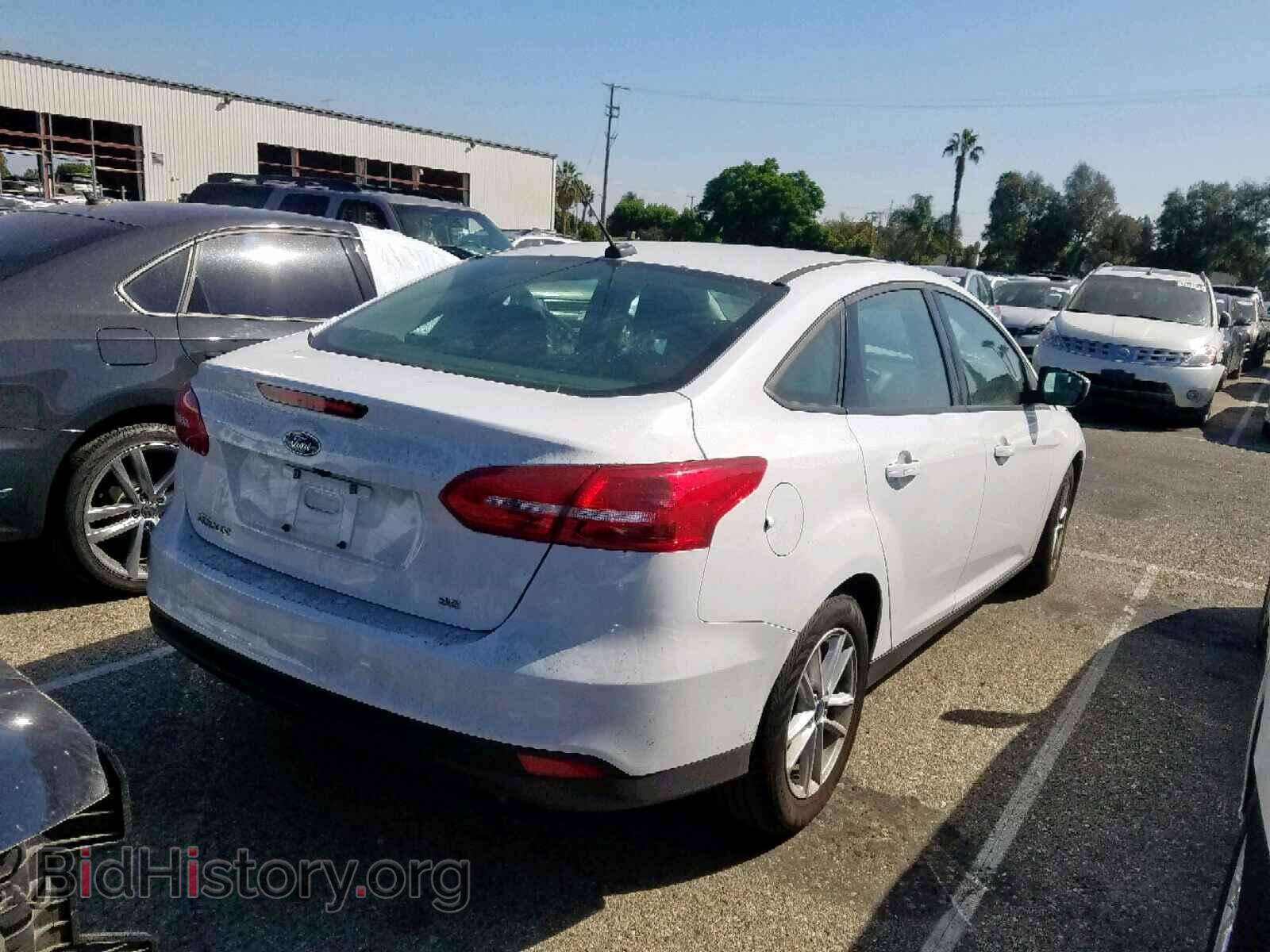 2018 FORD FOCUS SE - VIN: 1FADP3F23JL241127 - Фото 4