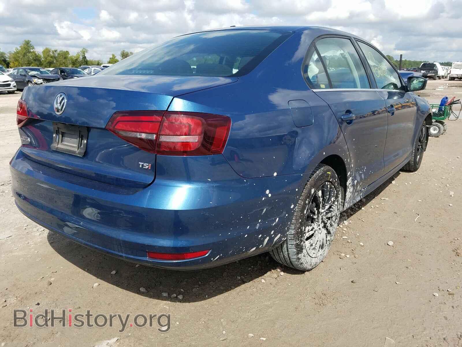 2017 VOLKSWAGEN JETTA - VIN: 3VW2B7AJ0HM282682 - Фото 4