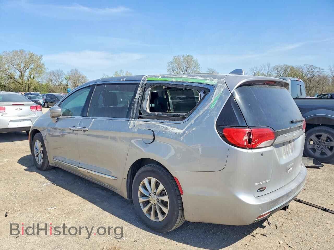 2017 CHRYSLER PACIFICA - VIN: 2C4RC1BG5HR543912 - Фото 2