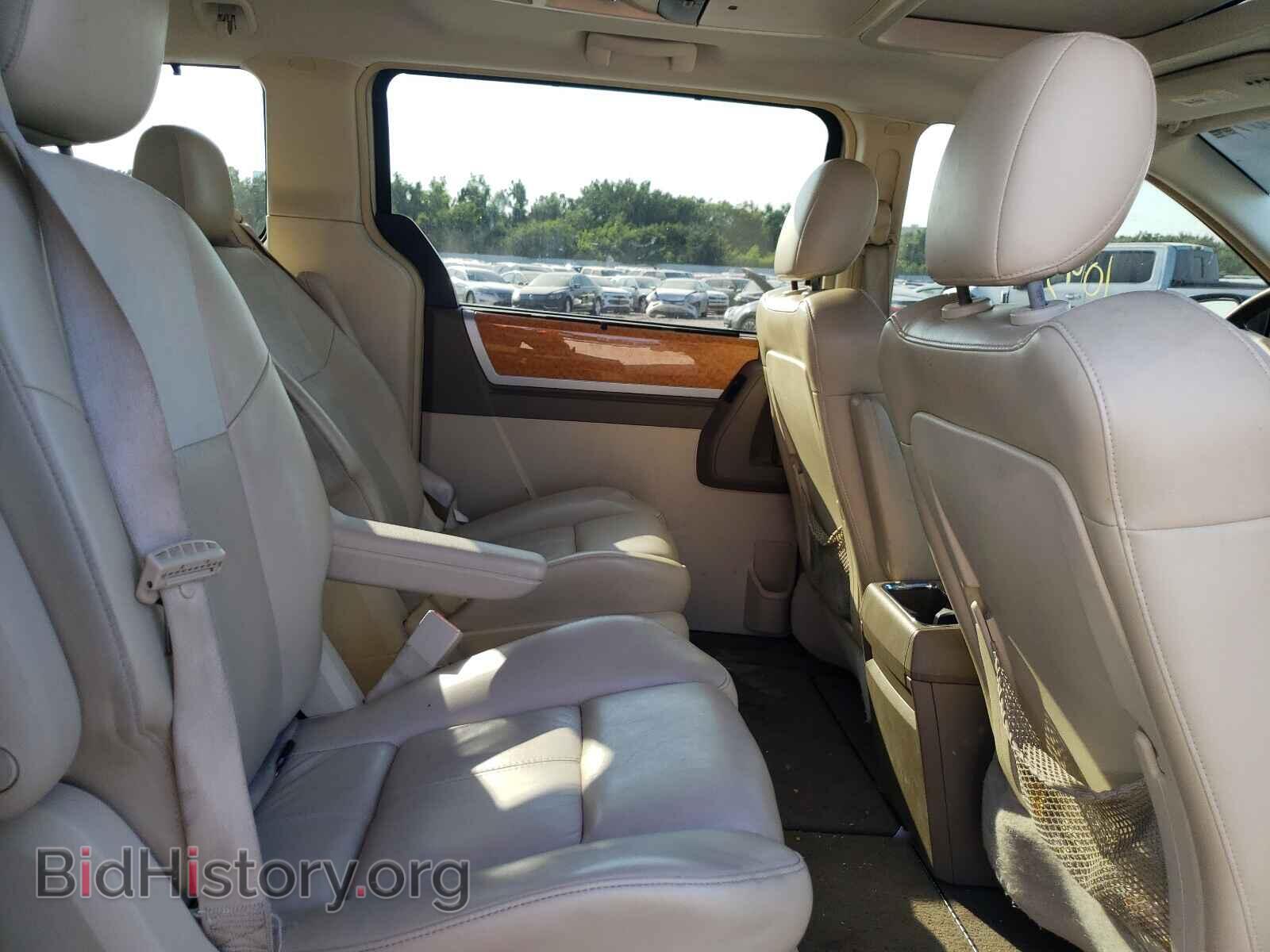 2009 CHRYSLER MINIVAN - VIN: 2A8HR64X89R517318 - Фото 6