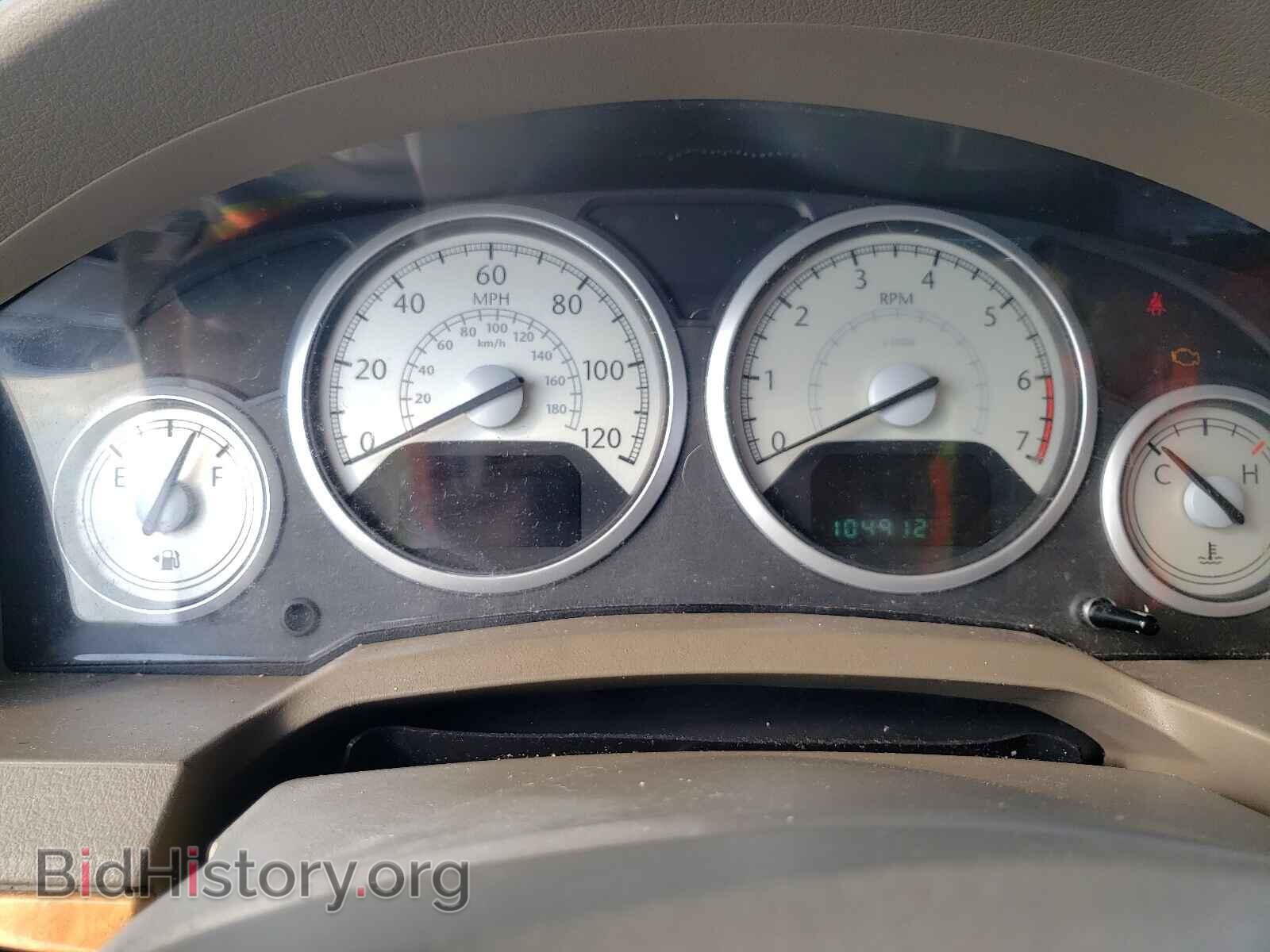 2009 CHRYSLER MINIVAN - VIN: 2A8HR64X89R517318 - Фото 8
