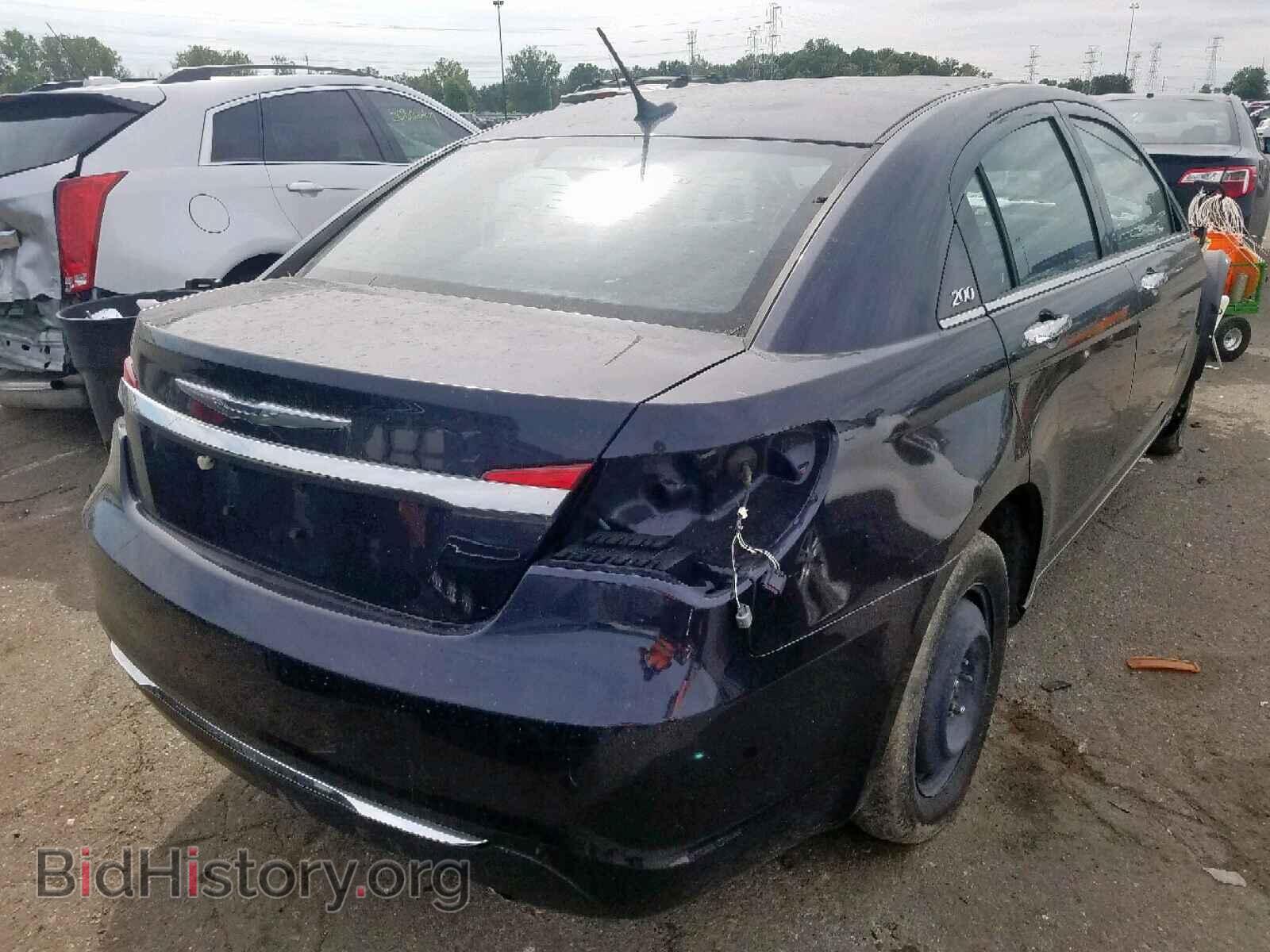 2011 CHRYSLER 200 - VIN: 1C3BC2FG6BN562866 - Фото 4