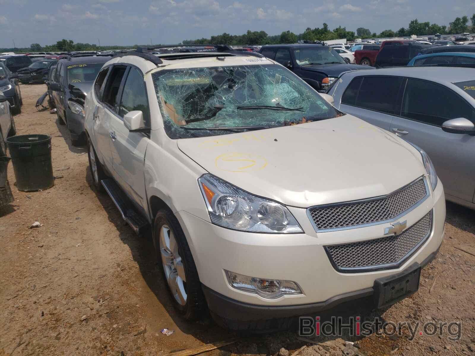 Фотография 1GNKVLED5CJ259855 - CHEVROLET TRAVERSE 2012