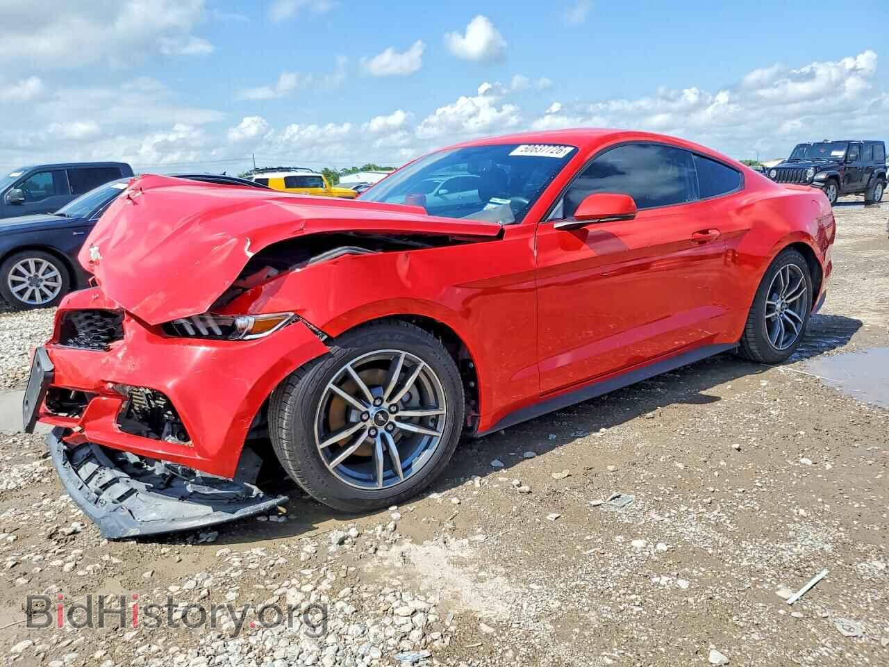 Photo 1FA6P8TH9H5205617 - FORD MUSTANG 2017