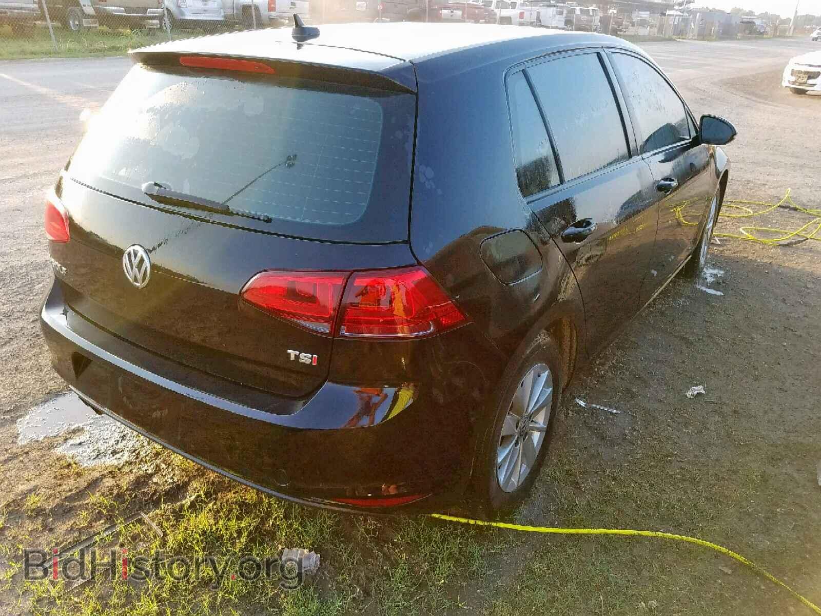 2017 VOLKSWAGEN GOLF - VIN: 3VW217AUXHM013215 - Фото 4