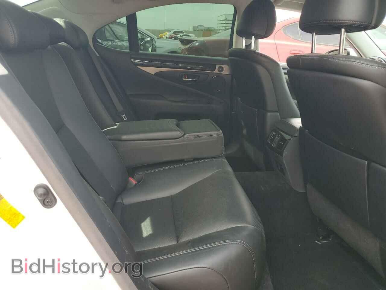 2013 LEXUS LS460 - VIN: JTHBL5EF2D5115068 - Photo 10