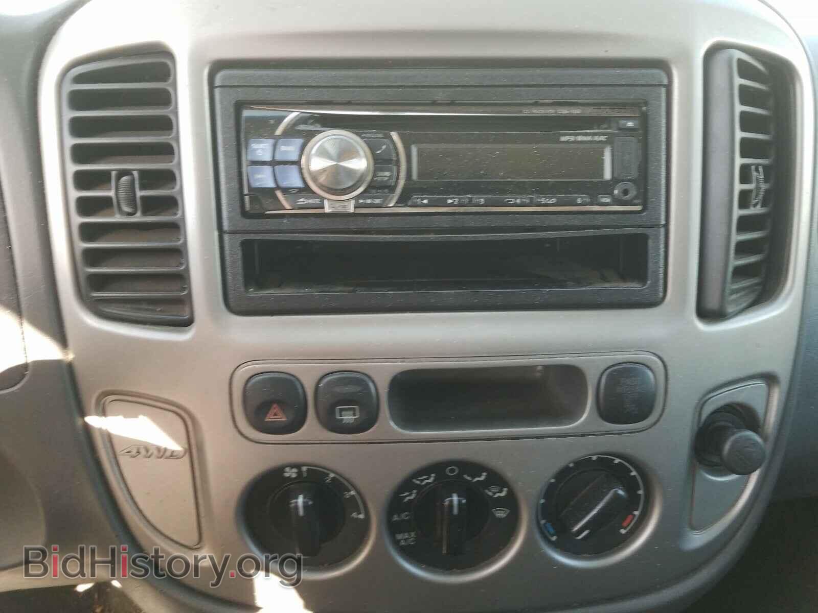 2005 FORD ESCAPE - VIN: 1FMYU93145KA11302 - Фото 9