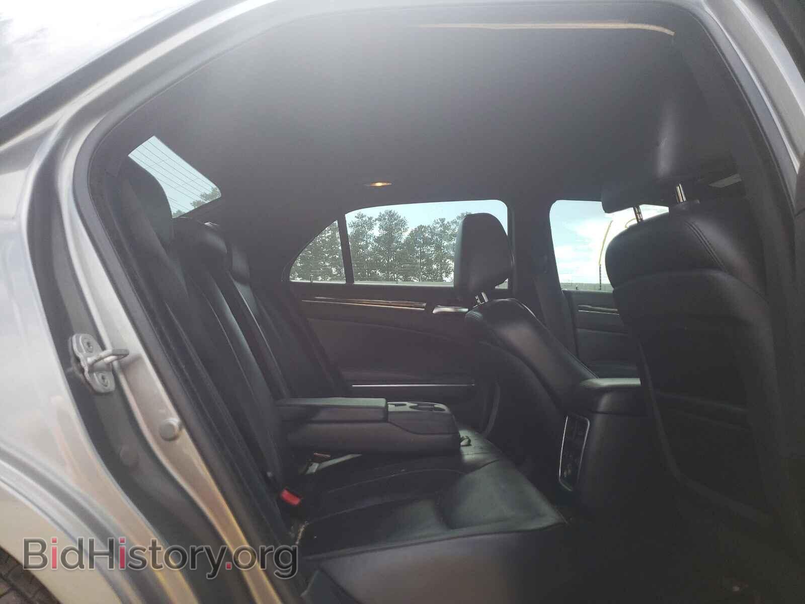2012 CHRYSLER 300 - VIN: 2C3CCAETXCH227407 - Фото 6