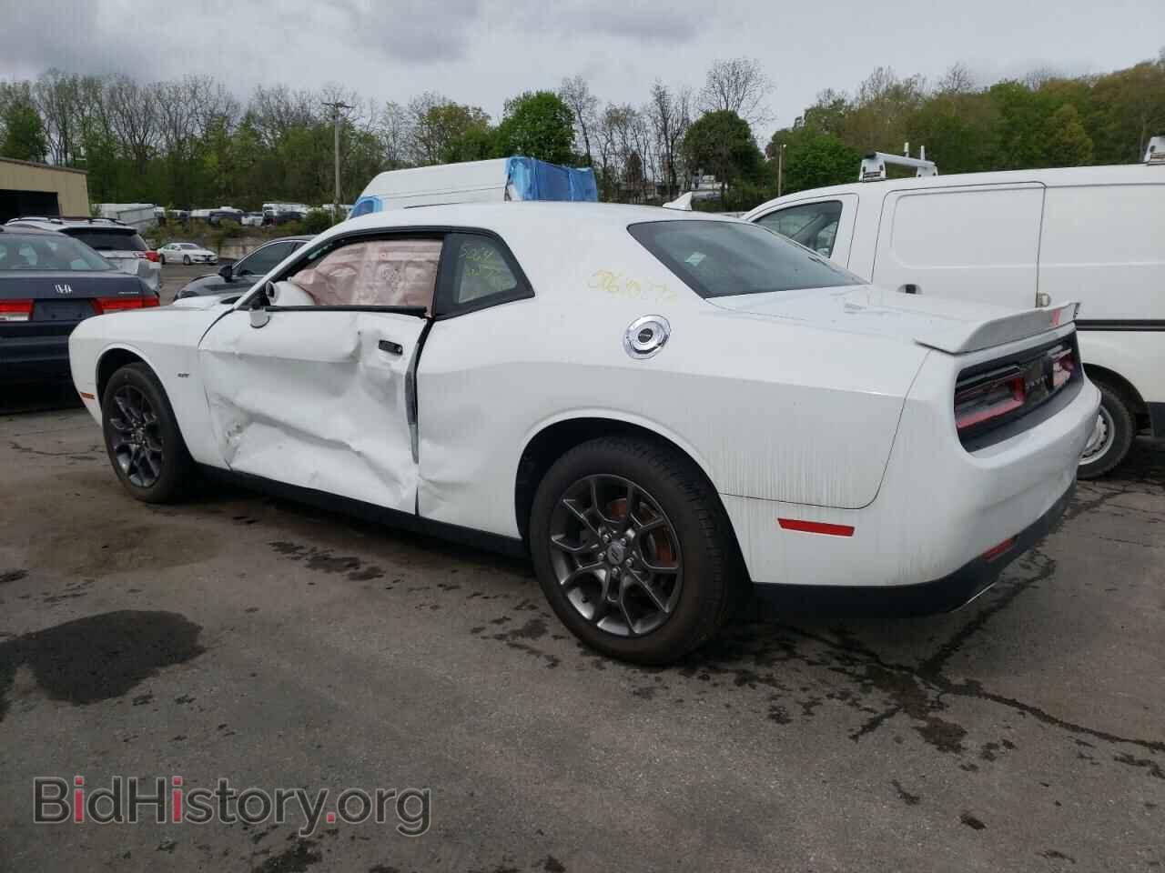 2018 DODGE CHALLENGER - VIN: 2C3CDZGG5JH322871 - Photo 2