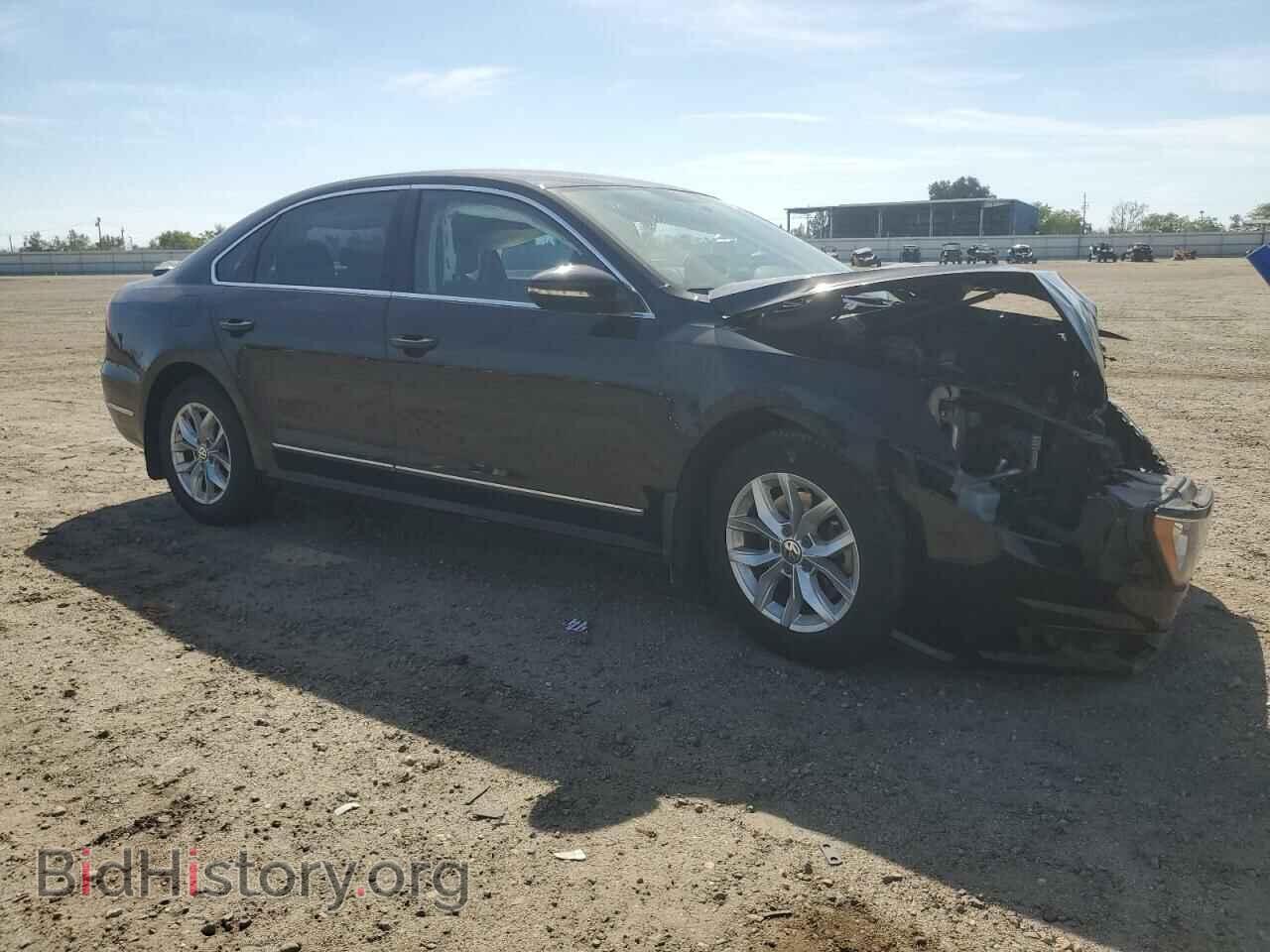 2017 VOLKSWAGEN PASSAT - VIN: 1VWAT7A32HC013708 - Фото 4