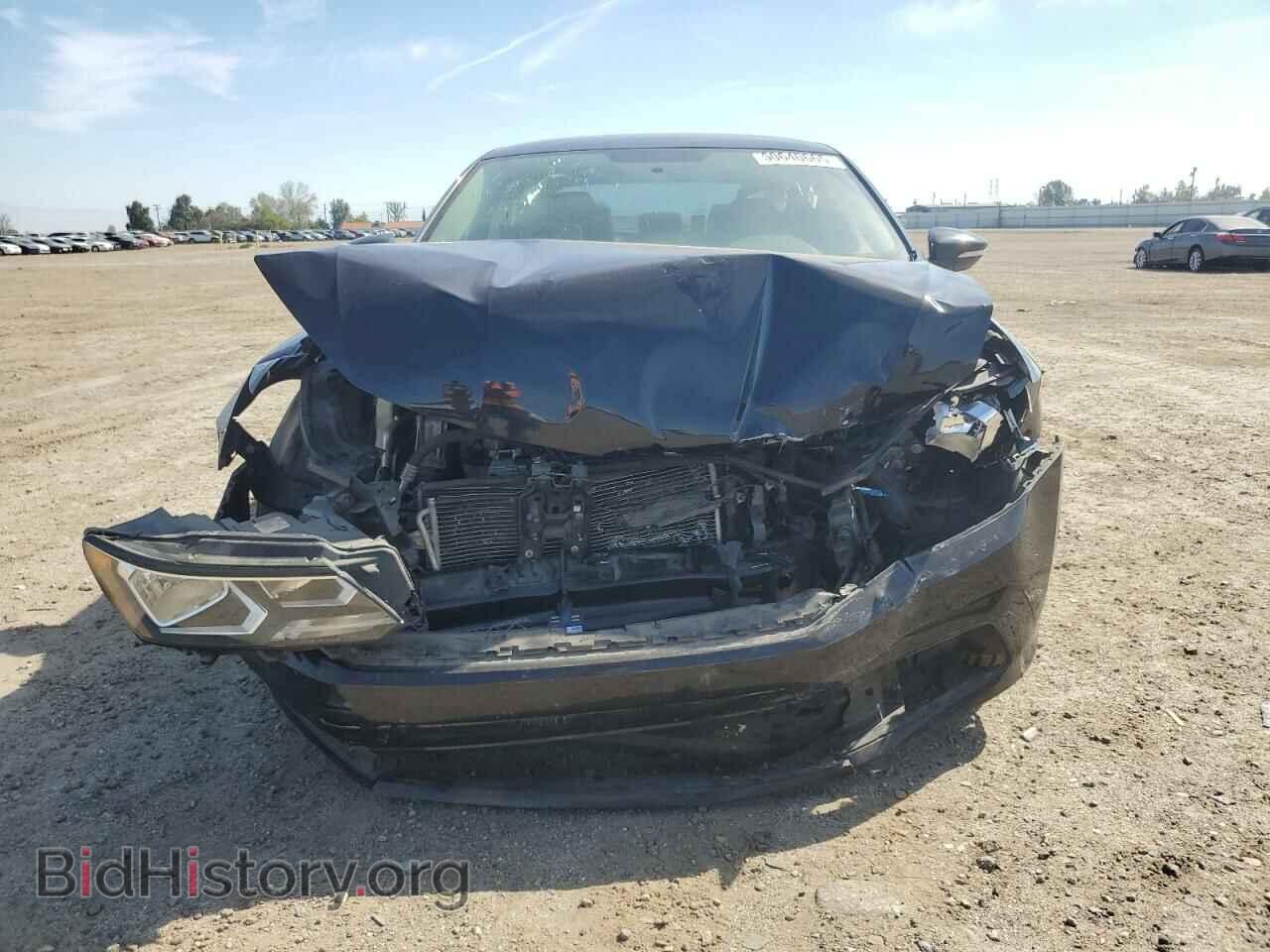 2017 VOLKSWAGEN PASSAT - VIN: 1VWAT7A32HC013708 - Фото 5