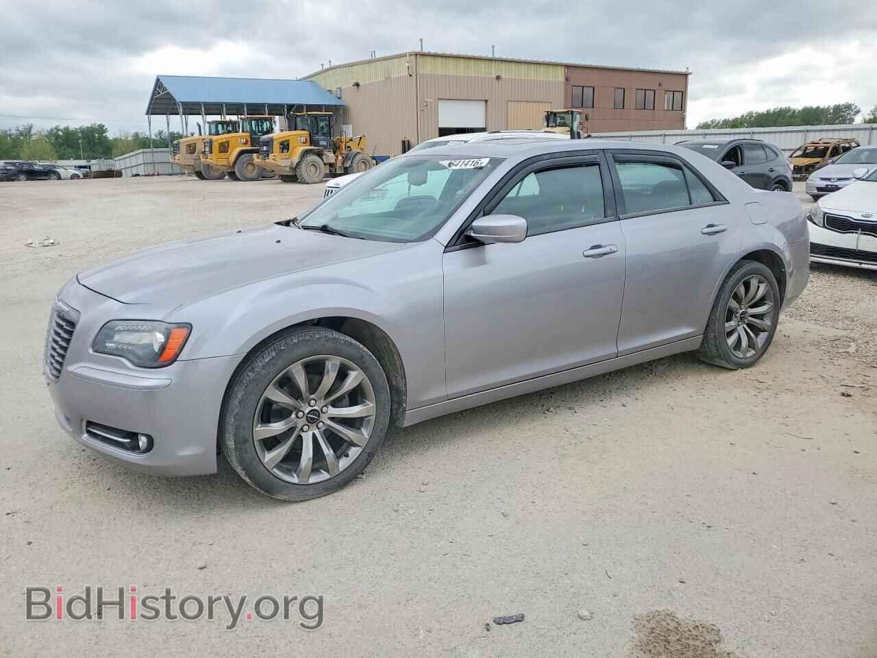 Фотография 2C3CCABG8EH361181 - CHRYSLER 300 2014