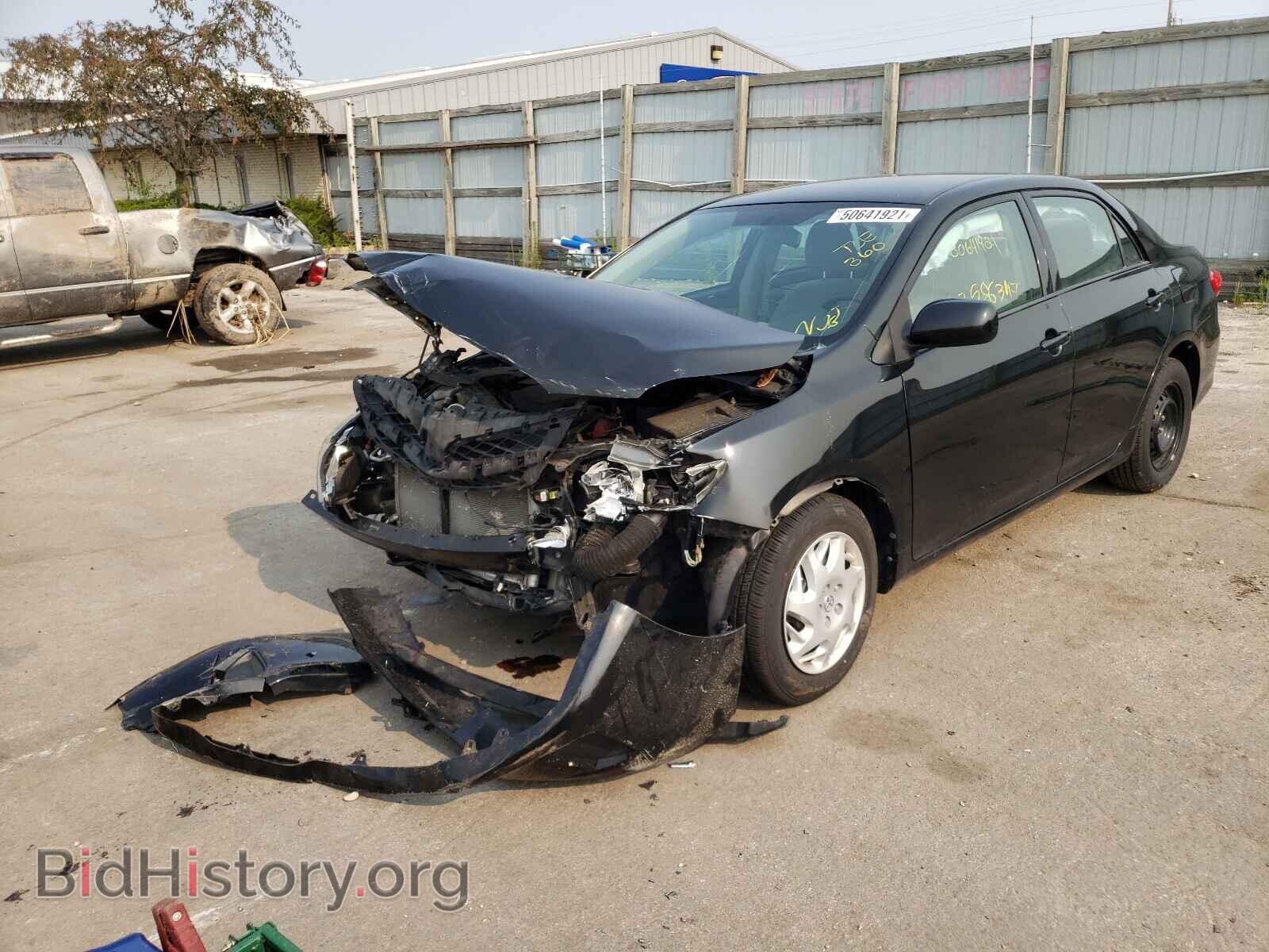 2011 TOYOTA COROLLA - VIN: 2T1BU4EEXBC573229 - Фото 2
