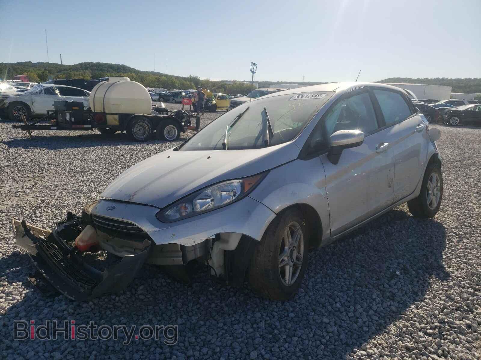 2017 FORD FIESTA - VIN: 3FADP4EJ5HM156846 - Фото 2