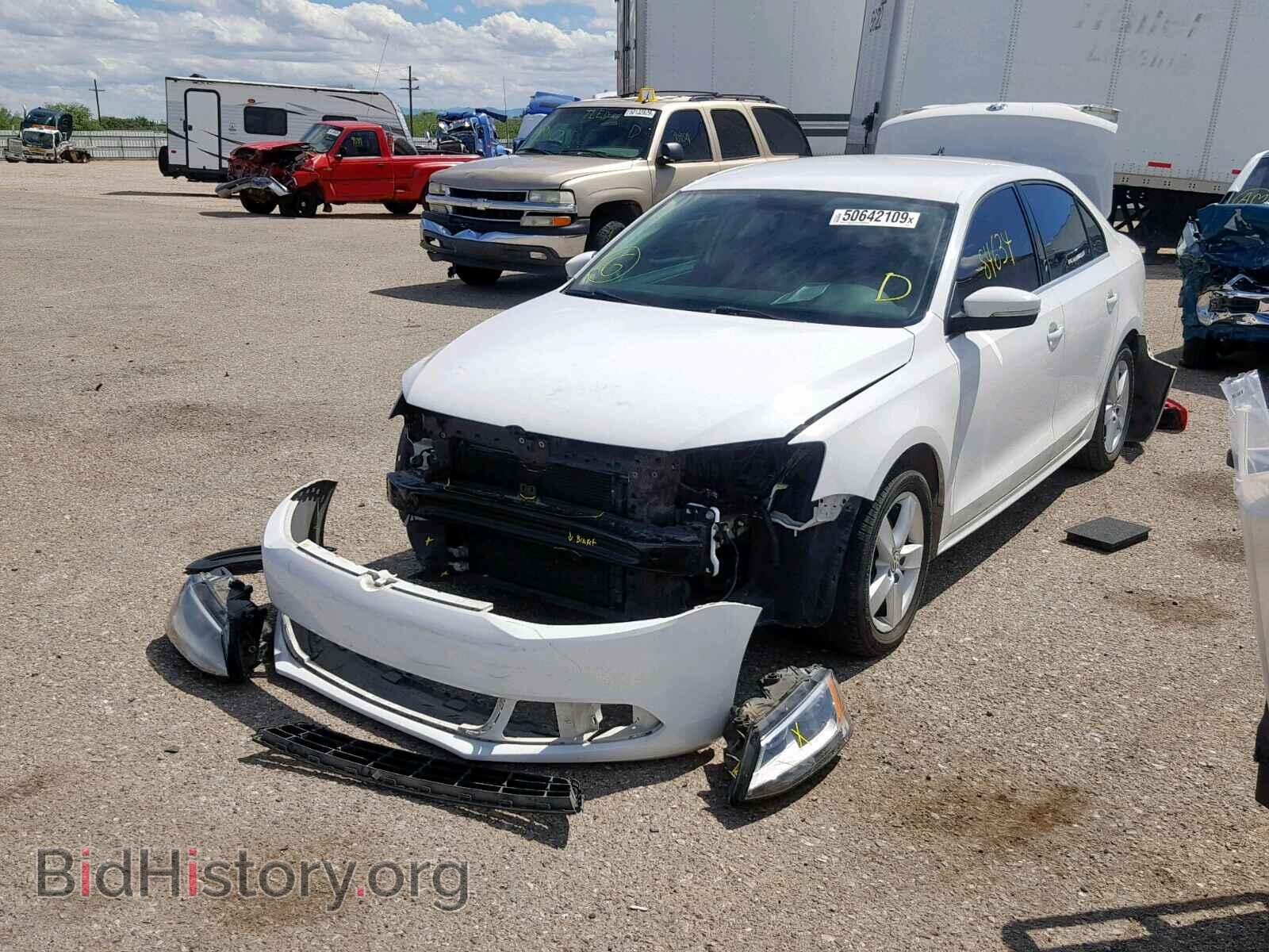 2014 VOLKSWAGEN JETTA - VIN: 3VWLL7AJ2EM366287 - Фото 2