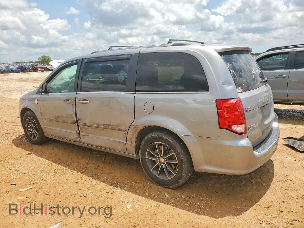 2017 DODGE CARAVAN - VIN: 2C4RDGCG8HR672452 - Photo 2