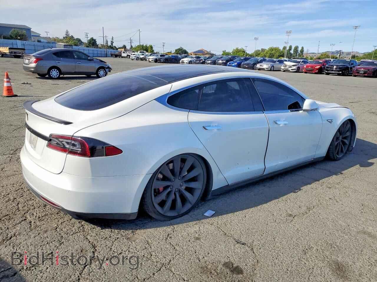 2014 TESLA MODEL S - VIN: 5YJSA1S14EFP42525 - Фото 3