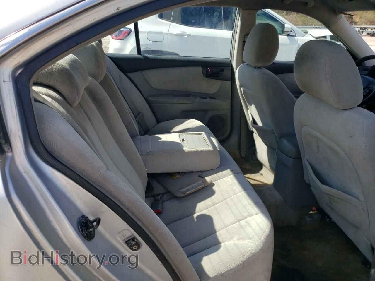 2006 KIA OPTIMA - VIN: KNAGE124365032763 - Фото 10
