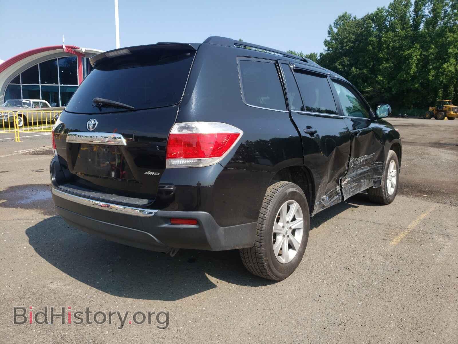 2012 TOYOTA HIGHLANDER - VIN: 5TDBK3EH2CS135601 - Фото 4