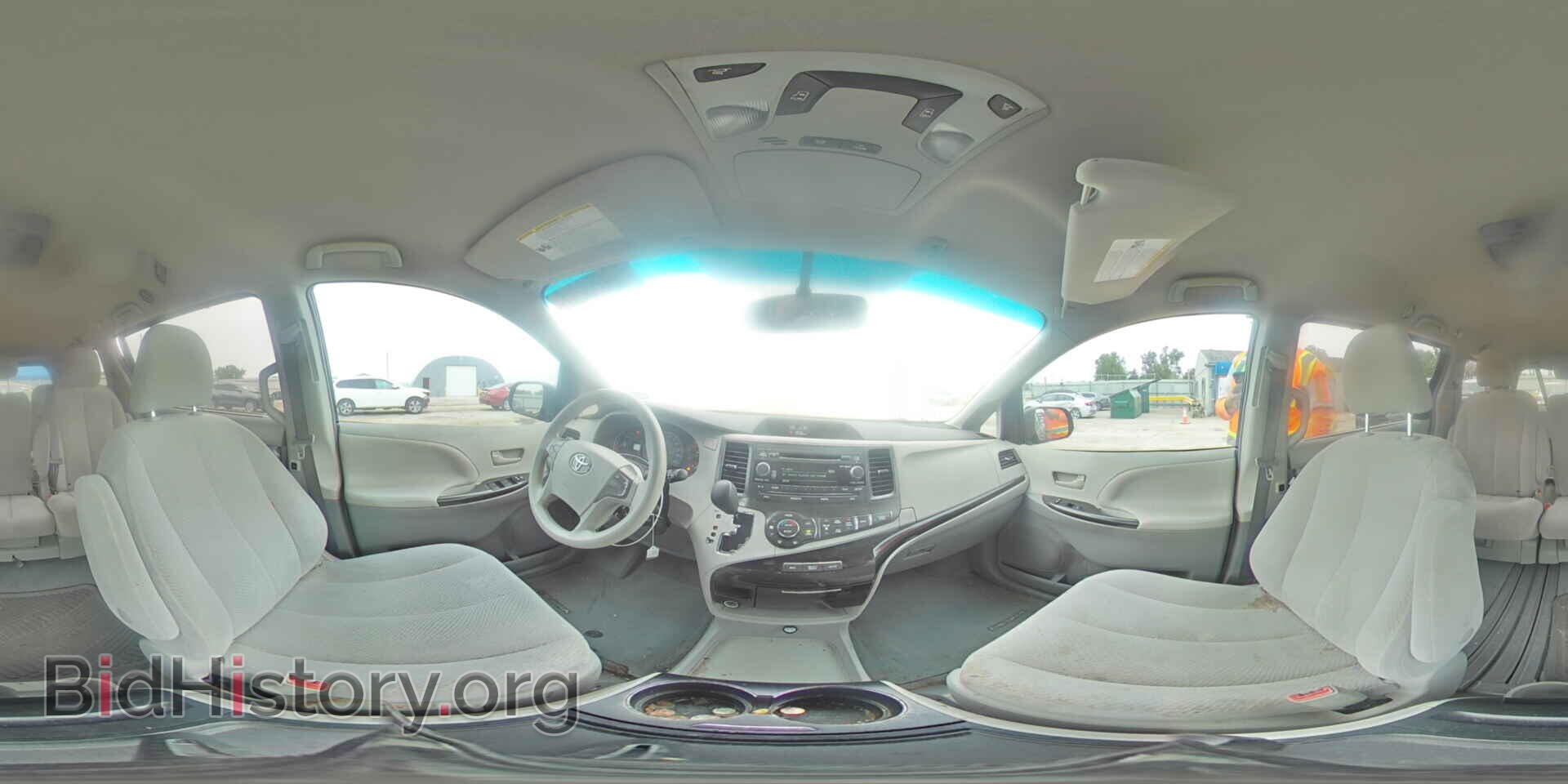 2013 TOYOTA SIENNA - VIN: 5TDKK3DC8DS379857 - Фото 15