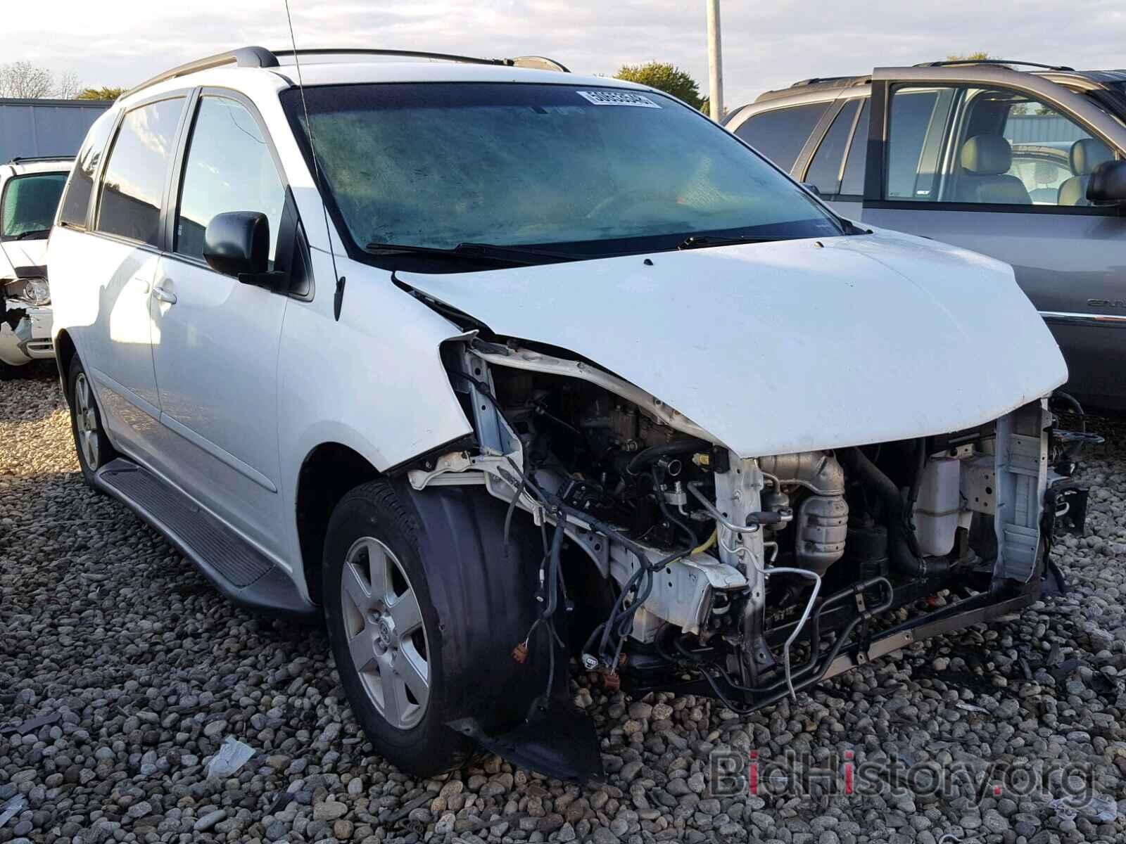 Photo 5TDZK23C17S090513 - TOYOTA SIENNA CE 2007