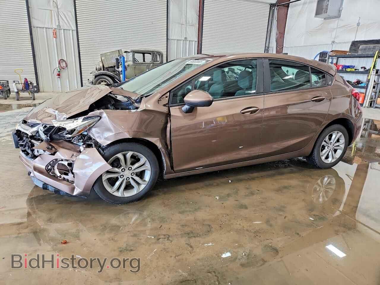 Фотография 3G1BC6SM8KS606492 - CHEVROLET CRUZE 2019