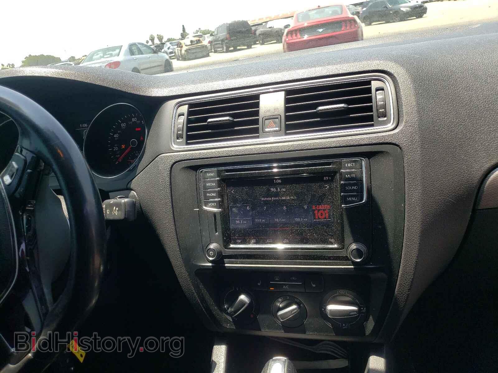 2017 VOLKSWAGEN JETTA - VIN: 3VWDB7AJ7HM379242 - Фото 9