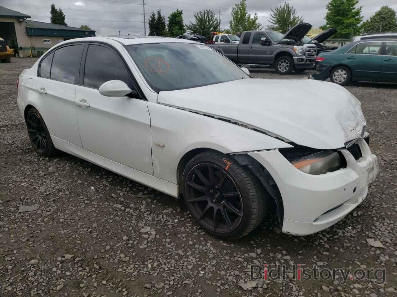 Photo WBAVA37508NL57499 - BMW 3 SERIES 2008