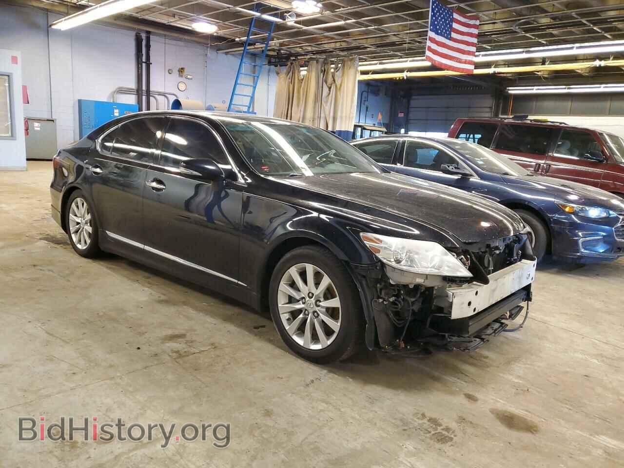 2010 LEXUS LS460 - VIN: JTHCL5EF7A5005083 - Photo 4