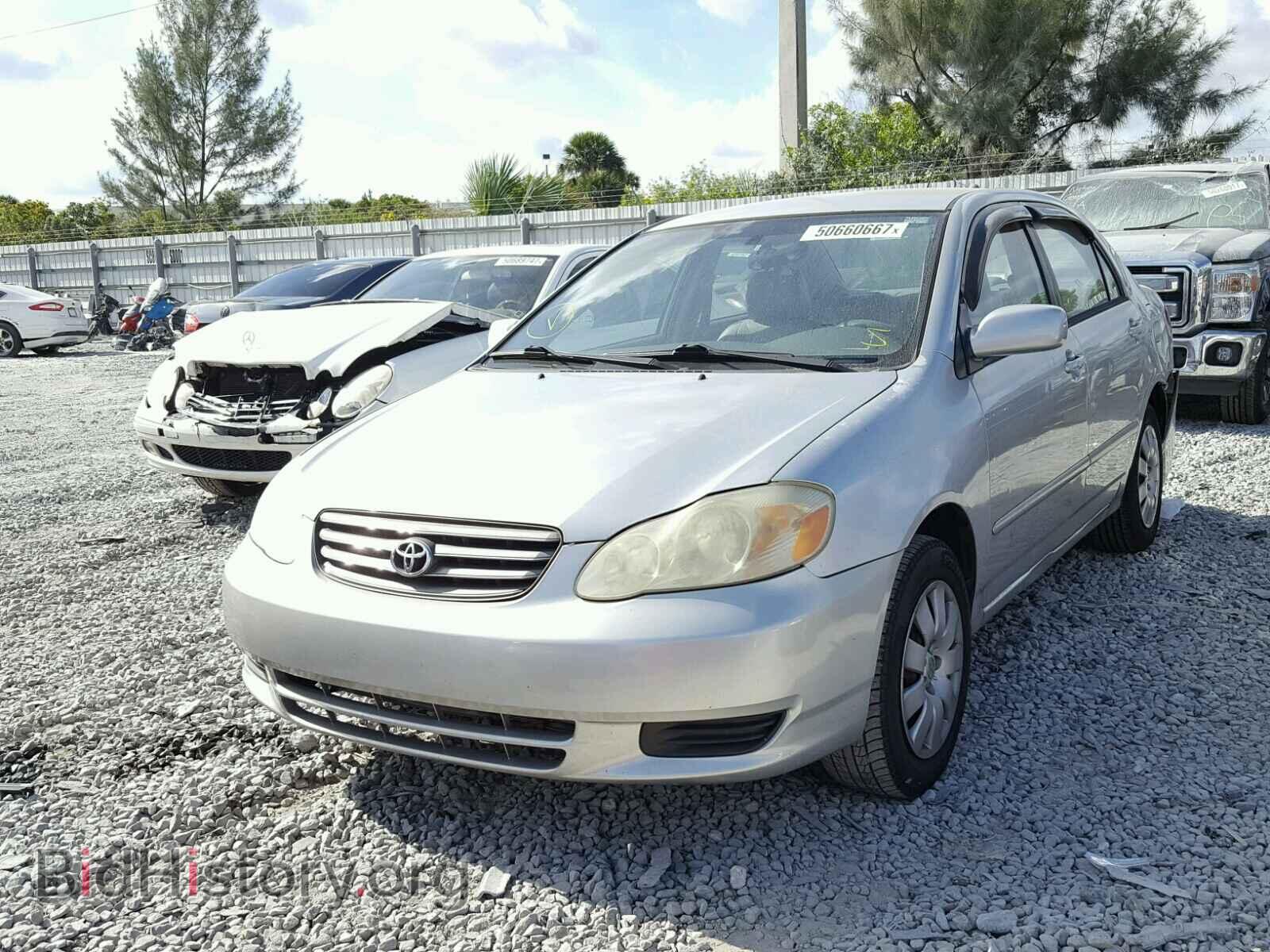 2003 TOYOTA COROLLA - VIN: 2T1BR32E83C061079 - Фото 2