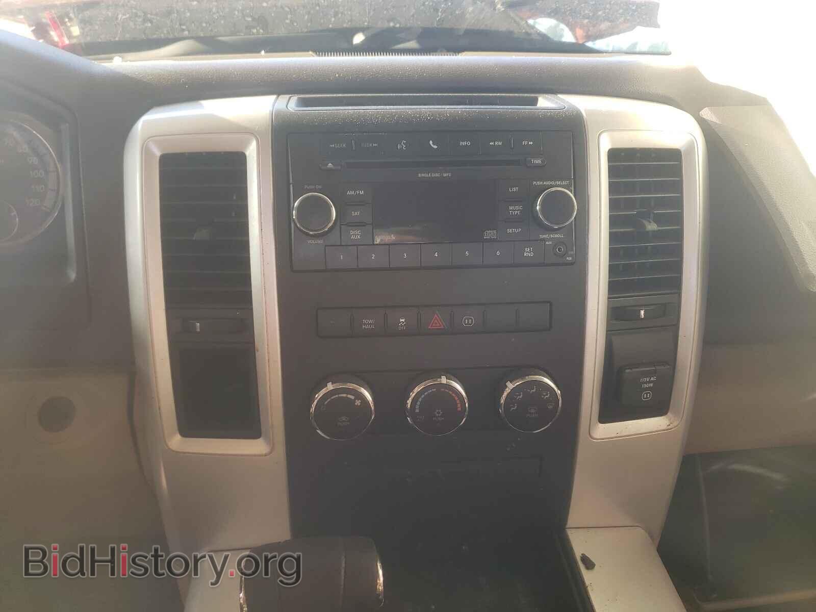 2010 DODGE RAM 1500 - VIN: 1D7RB1CT6AS181792 - Фото 9