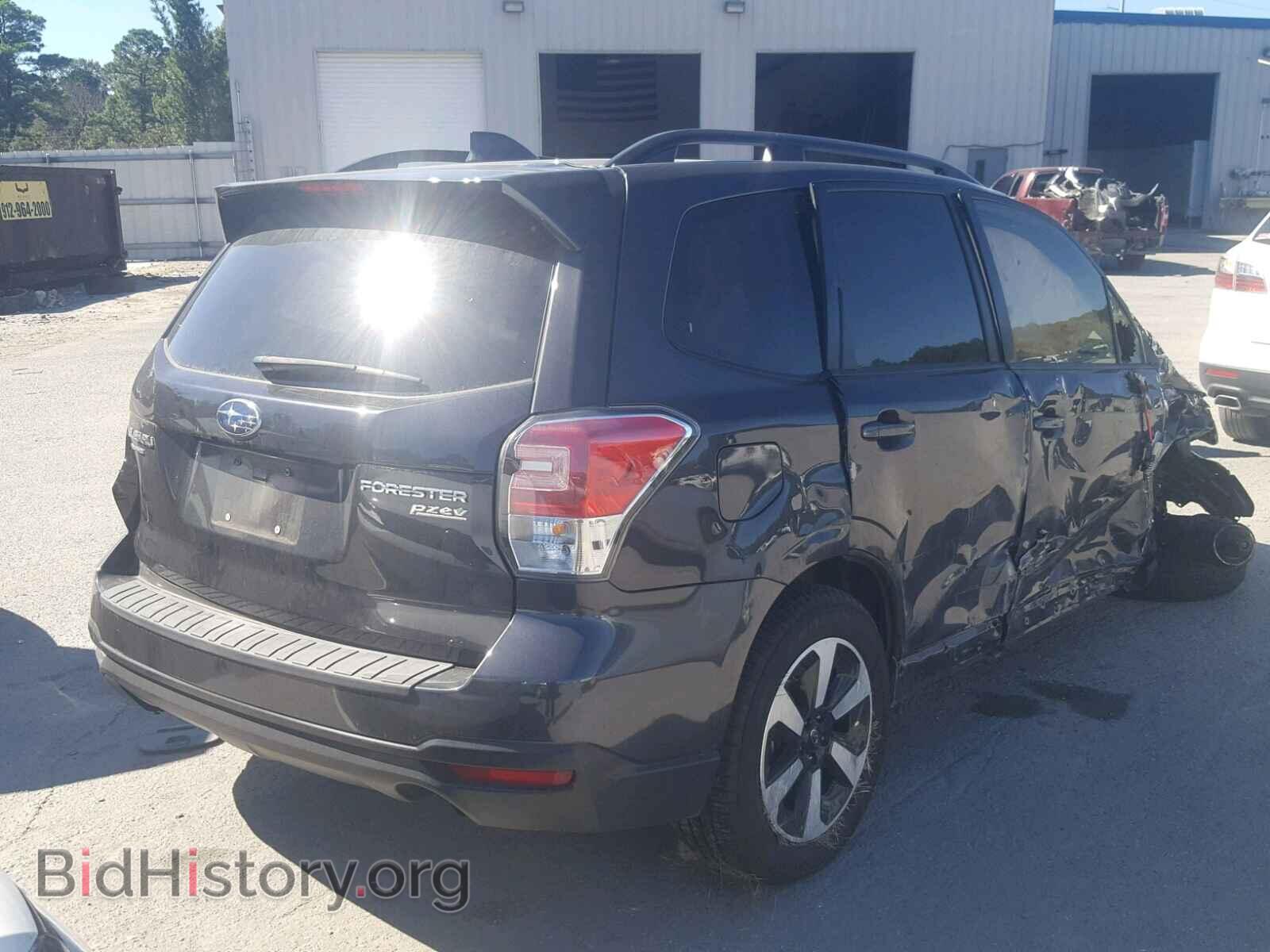 2017 SUBARU FORESTER - VIN: JF2SJAGC6HH483861 - Фото 4