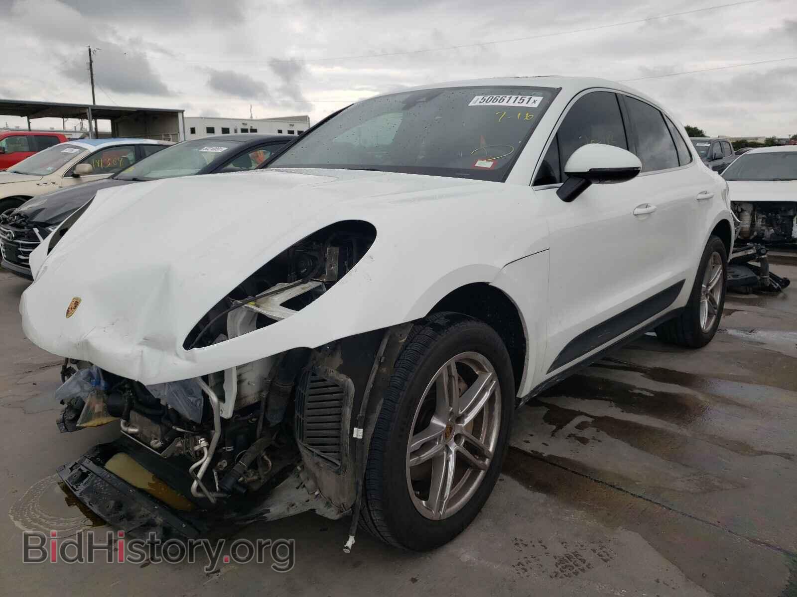 2017 PORSCHE MACAN - VIN: WP1AB2A53HLB10246 - Фото 2