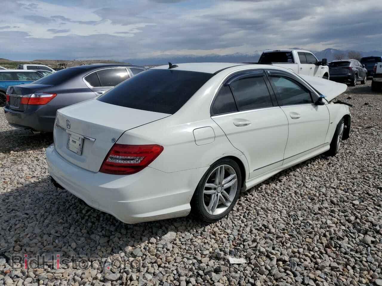 2012 MERCEDES-BENZ C-CLASS - VIN: WDDGF4HB2CA614157 - Фото 3