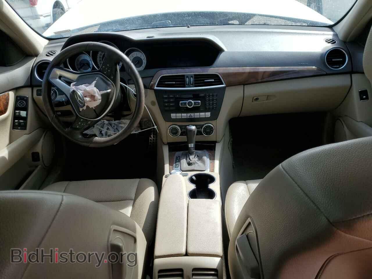 2012 MERCEDES-BENZ C-CLASS - VIN: WDDGF4HB2CA614157 - Фото 8