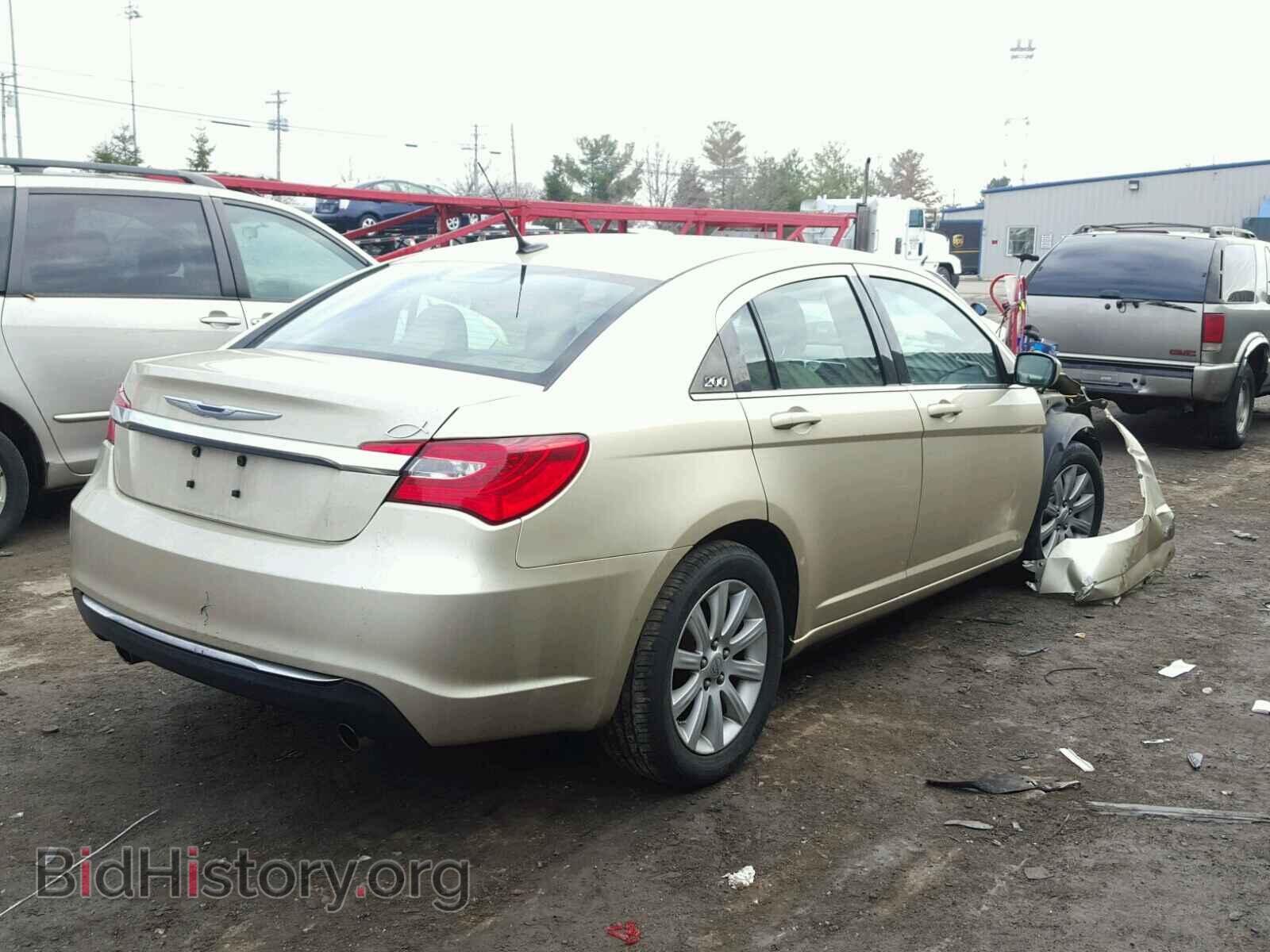 2011 CHRYSLER 200 - VIN: 1C3BC1FG2BN522231 - Фото 4