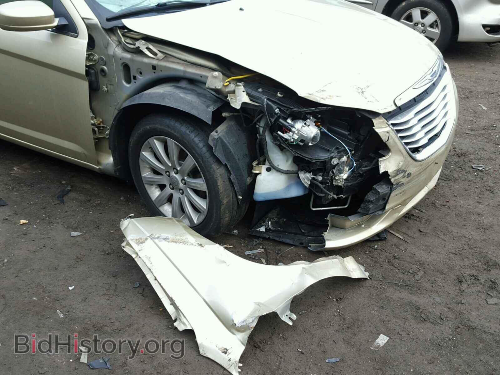 2011 CHRYSLER 200 - VIN: 1C3BC1FG2BN522231 - Фото 9